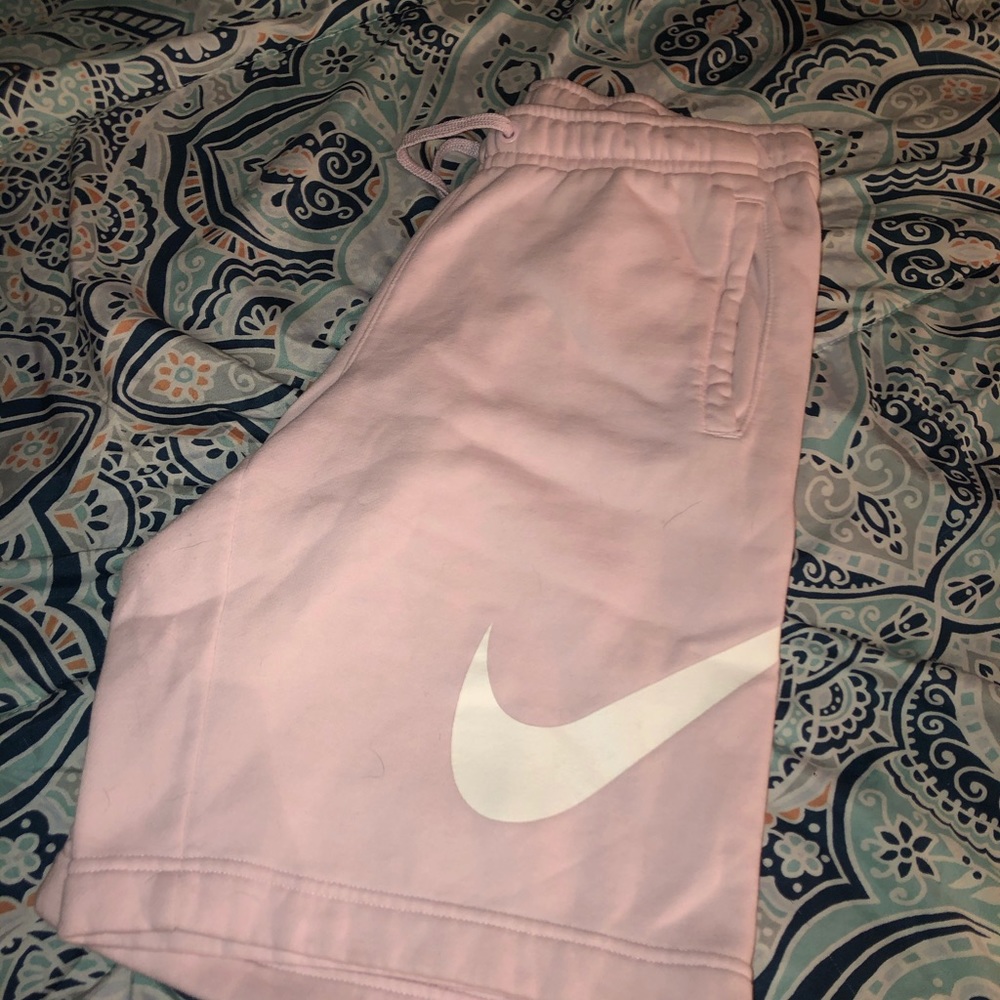 NIKE Sweatshorts
